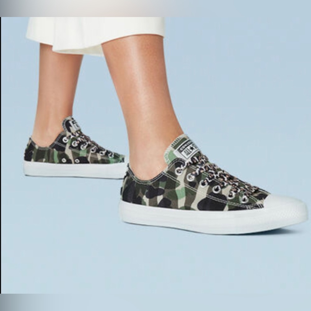 Women’s Camouflage Chuck Taylor All Star Archive Mix Low Top Shoe …NWT